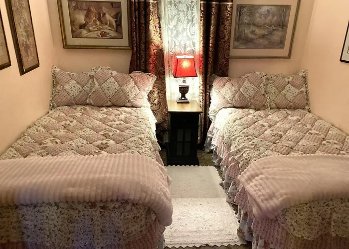 Billie\'S Backpackers Hostel